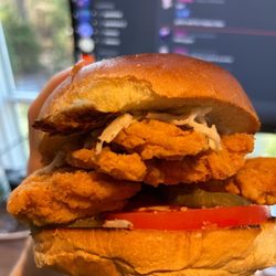 Boss Burger Westchester - Chicken burger! Yum!