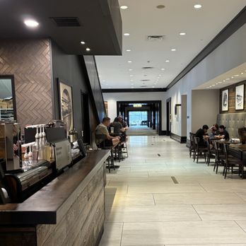 Starbucks - Coffee & Tea Near Me - Louisville, Kentucky