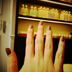 Les Petits Soins - Essie manucure 25 euros!