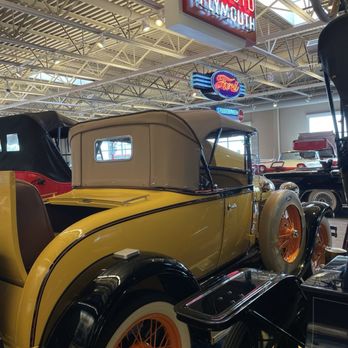 Dahl Auto Museum - Automotive Near Me - La Crosse, Wisconsin Dahl Auto Museum - Automotive Near Me - La Crosse, Wisconsin
