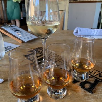Parallel Wine and Whiskey Bar - Bourbon flight - Wine Bars Near Me - Ashburn, Virginia Parallel Wine and Whiskey Bar - Bourbon flight - Wine Bars Near Me - Ashburn, Virginia