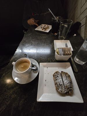 Dolce Vita Italian Restaurant & Wine Bar by null