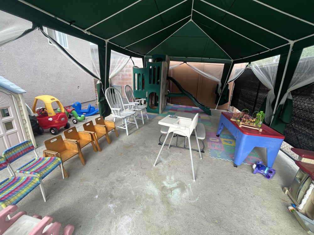Little Munchkins Daycare - childcare center in Downey, CA