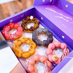 Mochinut - Rochester - Mochi donuts