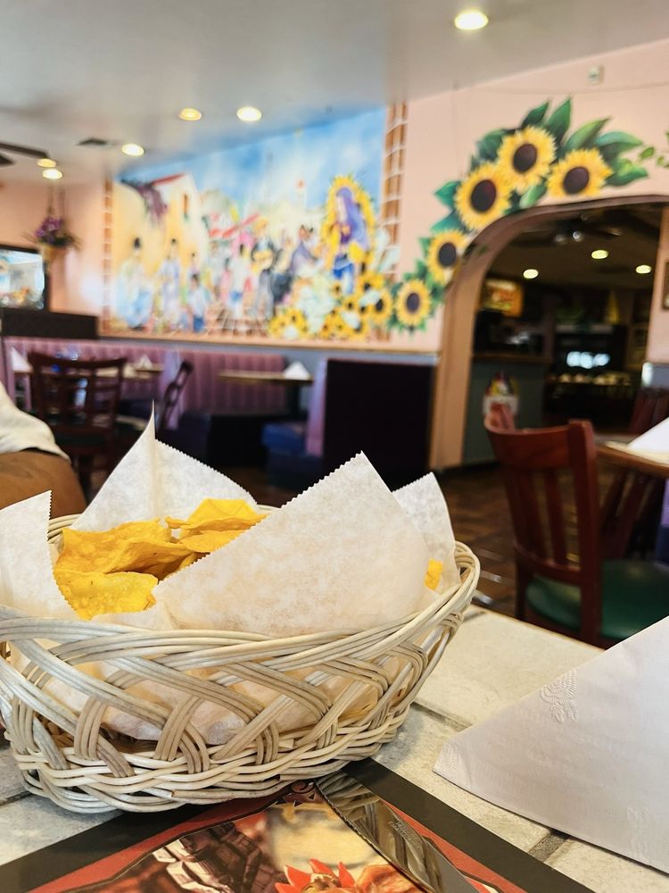 Doña Maria Tamales Restaurant - Photo 2