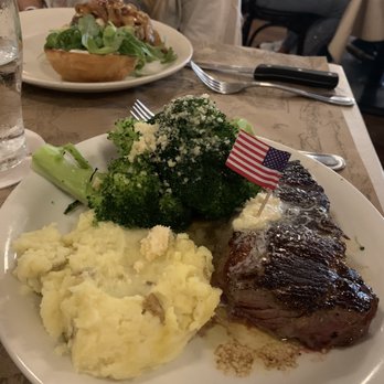 Ted's Montana Grill - Burgers Near Me - Buford, Georgia