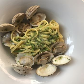 La Grotta - Tartufi pasta with clams - Italian Near Me - Riomaggiore, SP