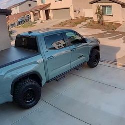 Core Tire Sales - Level kit, wheel and tire package