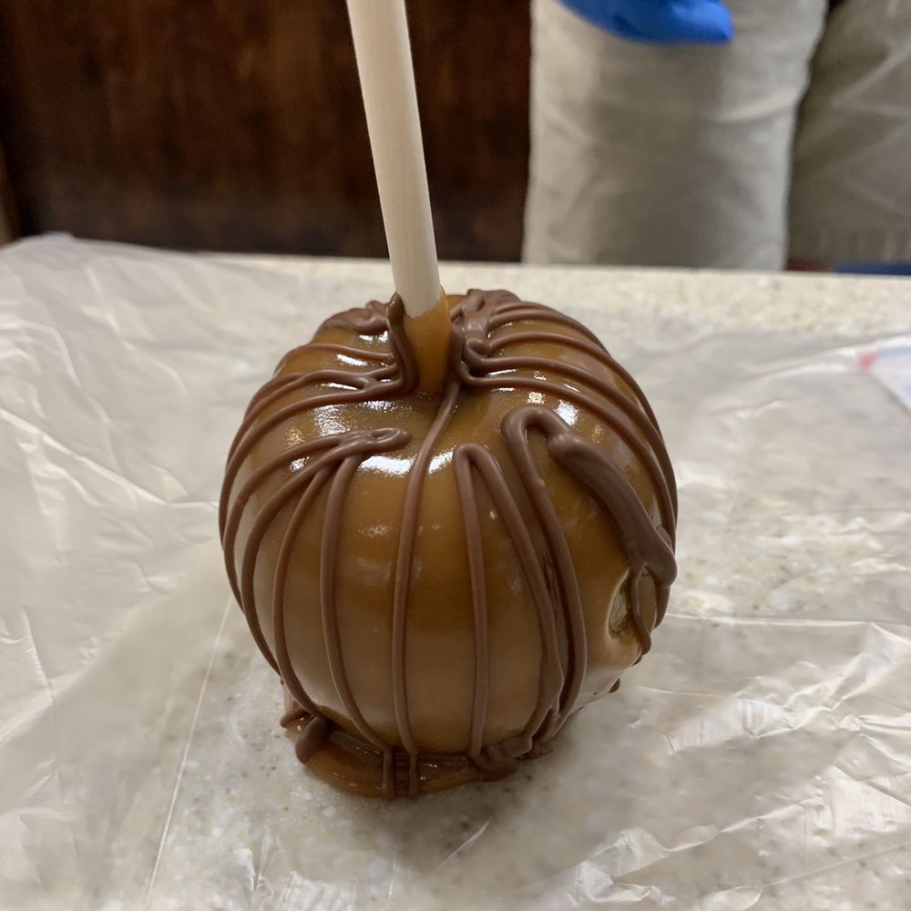 Kilwins Ice Cream - Chocolate - Fudge - Carmel Apple - Chocolatiers & Shops Near Me - Knoxville, Tennessee