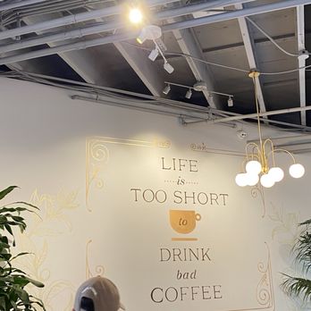 Republik Coffee Burbank - Cafes Near Me - Burbank, California