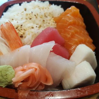 Gallery Sushi - Chirashi - Sushi Bars Near Me - Toronto, Ontario