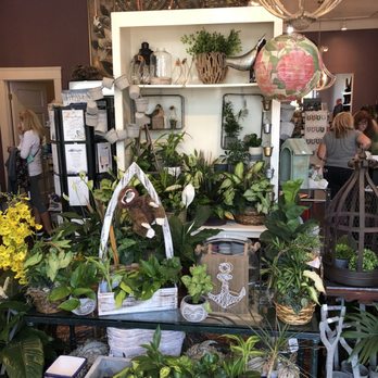 Tiffany's Flowers - Florists Near Me - Vermilion, Ohio