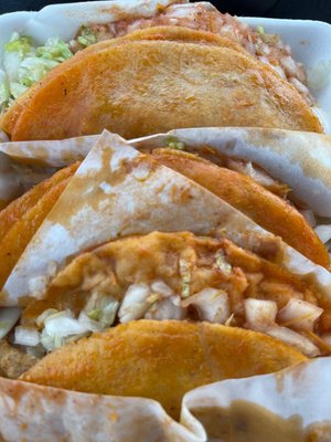 TACOS AL VAPOR “GIL” by null