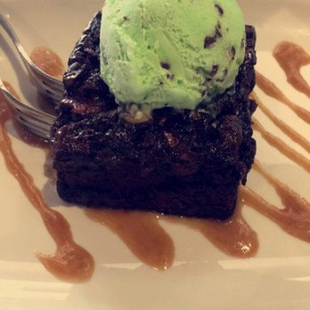 Union Social Eatery - Mars bar brownie - American Near Me - Toronto, Ontario