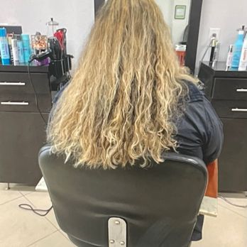 Graciela’s Beauty Salon - Hair Salons Near Me - Miami, Florida Graciela’s Beauty Salon - Hair Salons Near Me - Miami, Florida