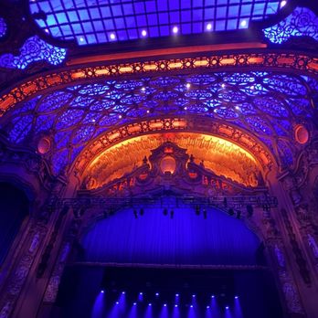 Brooklyn Paramount Theater - Music Venues Near Me - Brooklyn, New York