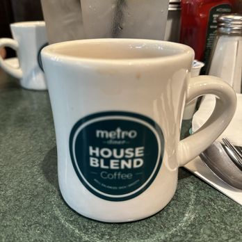Metro Diner - Hot Island Coconut Coffee that is AWESOME!! - American Near Me - Sarasota, Florida