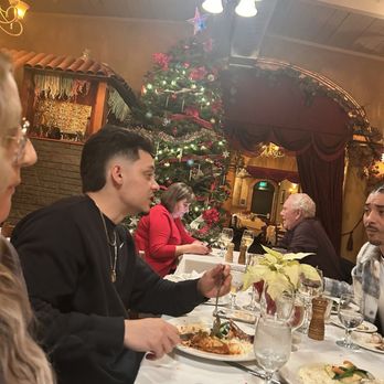 La Strada - Time with family around an atmosphere of love, joy, and happiness. - Italian Near Me - American Canyon, California