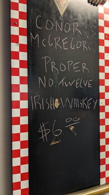 Laurel Lounge by null