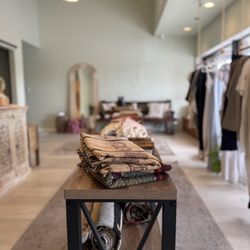 Bodhi Yoga - Boutique