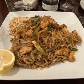 Miyako House - Pad thai - Sushi Bars Near Me - Asheville, North Carolina