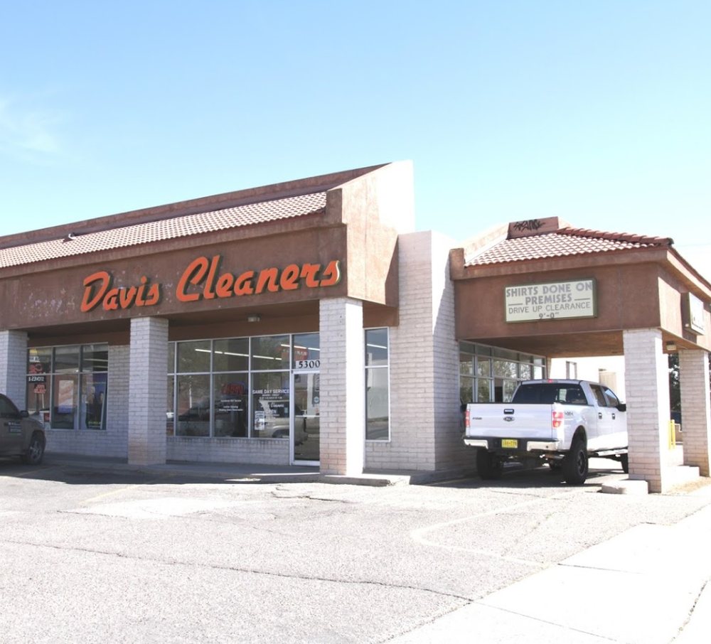 DAVIS CLEANERS Updated September 2024 11 Reviews 5300 Menaul Blvd