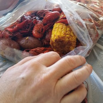 La Crawfish - Cajun/Creole Near Me - Baytown, Texas La Crawfish - Cajun/Creole Near Me - Baytown, Texas