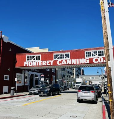 Wave Street Inn by null