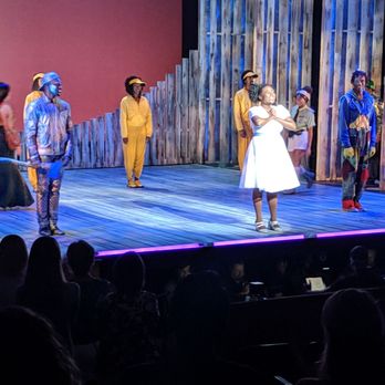 Virginia Repertory Theatre - Dorothy, tin man & scarecrow - Performing Arts Near Me - Richmond, Virginia Virginia Repertory Theatre - Dorothy, tin man & scarecrow - Performing Arts Near Me - Richmond, Virginia