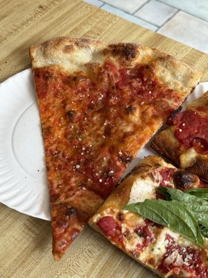 Andrea's Pizza by null