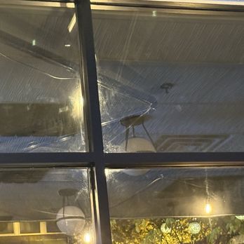 Sapori Ristorante - Windows need to be cleaned - Italian Near Me - Montclair, New Jersey Sapori Ristorante - Windows need to be cleaned - Italian Near Me - Montclair, New Jersey