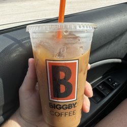 24-Ounce White Pumpkin (White Chocolate and Pumpkin) Iced Coffee, Half Sweet