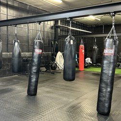 Bee Relentless Boxing - Gym