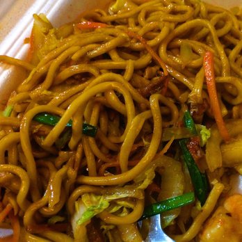 Huangs Kitchen - House lo mein - Chinese Near Me - High Point, North Carolina