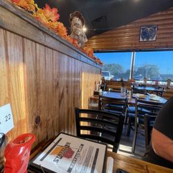 Stateline Restaurant - Interior