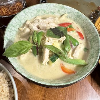 Kanok Thai Cuisine - Green Curry - Thai Near Me - Solvang, California