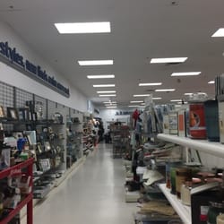 Marshalls - Brockton Marshalls -- Westgate Mall : 544 Westgate Drive, Brockton            Interior