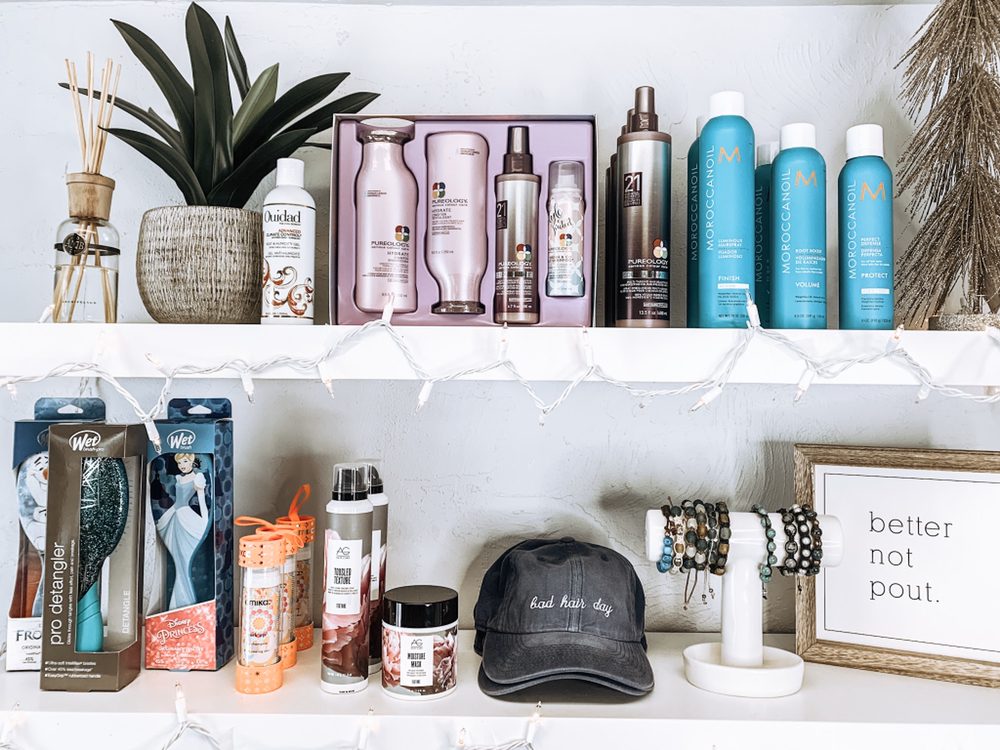 Joy Daniels Salon Logo