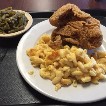 Diners Delight - White Fried Chicken with Mac-n-Cheese & Green Beans - Soul Food Near Me - Saint Louis, Missouri Diners Delight - White Fried Chicken with Mac-n-Cheese & Green Beans - Soul Food Near Me - Saint Louis, Missouri