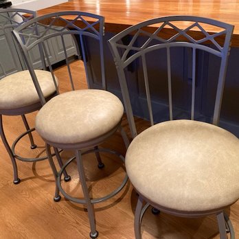 C’ Upholstery - Furniture Reupholstery Near Me - Chicago, Illinois