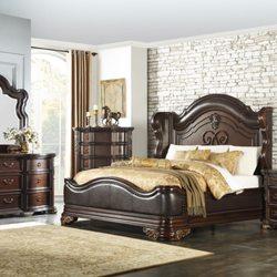 Wine Country Furniture - Royals Highland Collection