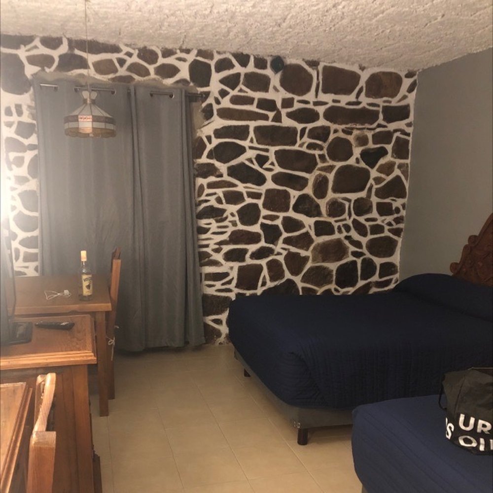 Posada de la Aldea - Big bed area - Hotels Near Me - Guanajuato, GUA