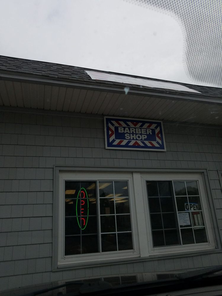 Roy's Barber Shop Logo