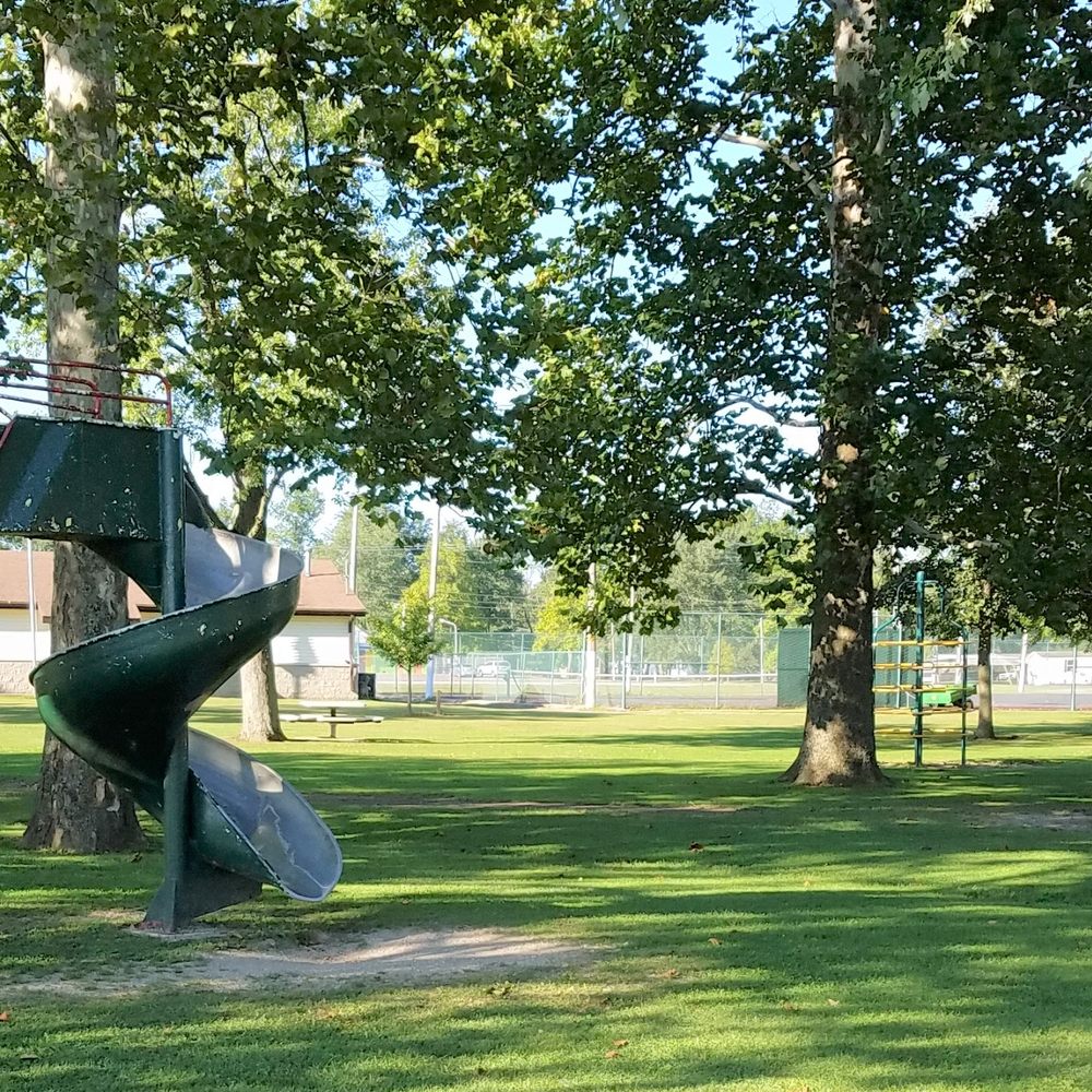 Humphreys Park - tennis courts beyond the playground - Parks Near Me - Linton, Indiana Humphreys Park - tennis courts beyond the playground - Parks Near Me - Linton, Indiana