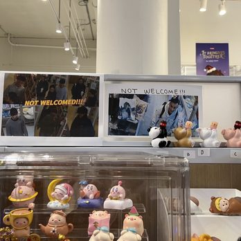 Teazzi - shop - Bubble Tea Near Me - Boston, Massachusetts