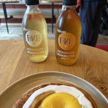 Baker Brun - Bakeries Near Me - Bergen, 12