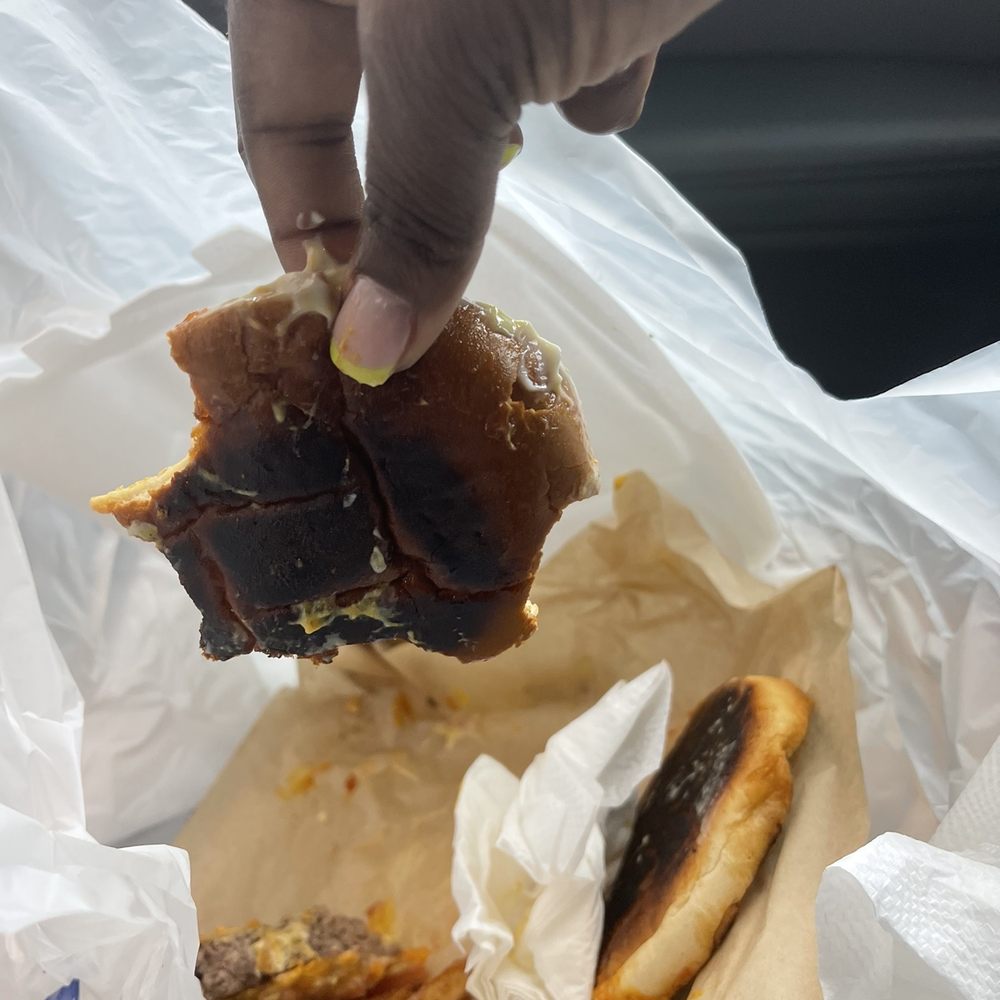The Ivy Tavern - Food ended up being extremely burnt.. - Dive Bars Near Me - Dallas, Texas The Ivy Tavern - Food ended up being extremely burnt.. - Dive Bars Near Me - Dallas, Texas