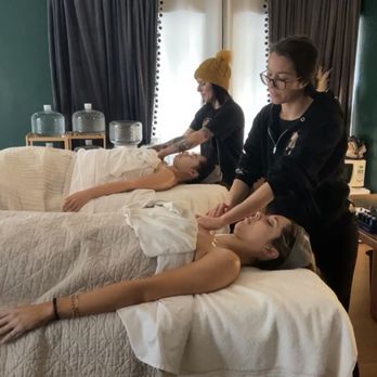 The Switch Suites - We offer professional training for those looking to deepen their esthetic practice - Skin Care Near Me - San Diego, California The Switch Suites - We offer professional training for those looking to deepen their esthetic practice - Skin Care Near Me - San Diego, California