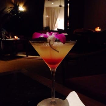 Lewers Lounge - Jazz & Blues Near Me - Honolulu, Hawaii Lewers Lounge - Jazz & Blues Near Me - Honolulu, Hawaii