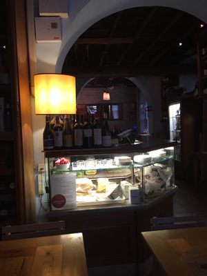 L’Angolo Divino Enoteca Wine - bar by null